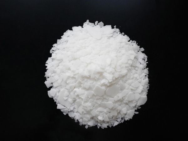 1H-1,2,4-triazole (white flakes)
